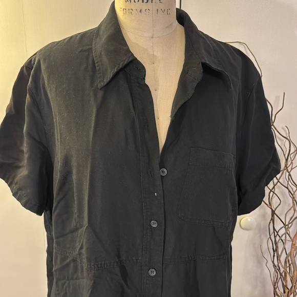 Jones New York short sleeve black button up maxi dress - Picture 2 of 7